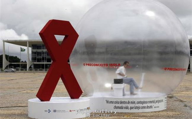 aids2